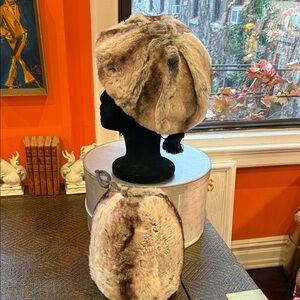 Luxurious Vintage 1960s Chinchilla Fur Hat and Muff Set - perfect condition